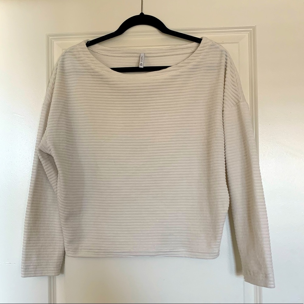 Off the shoulder Z Supply White Sweater